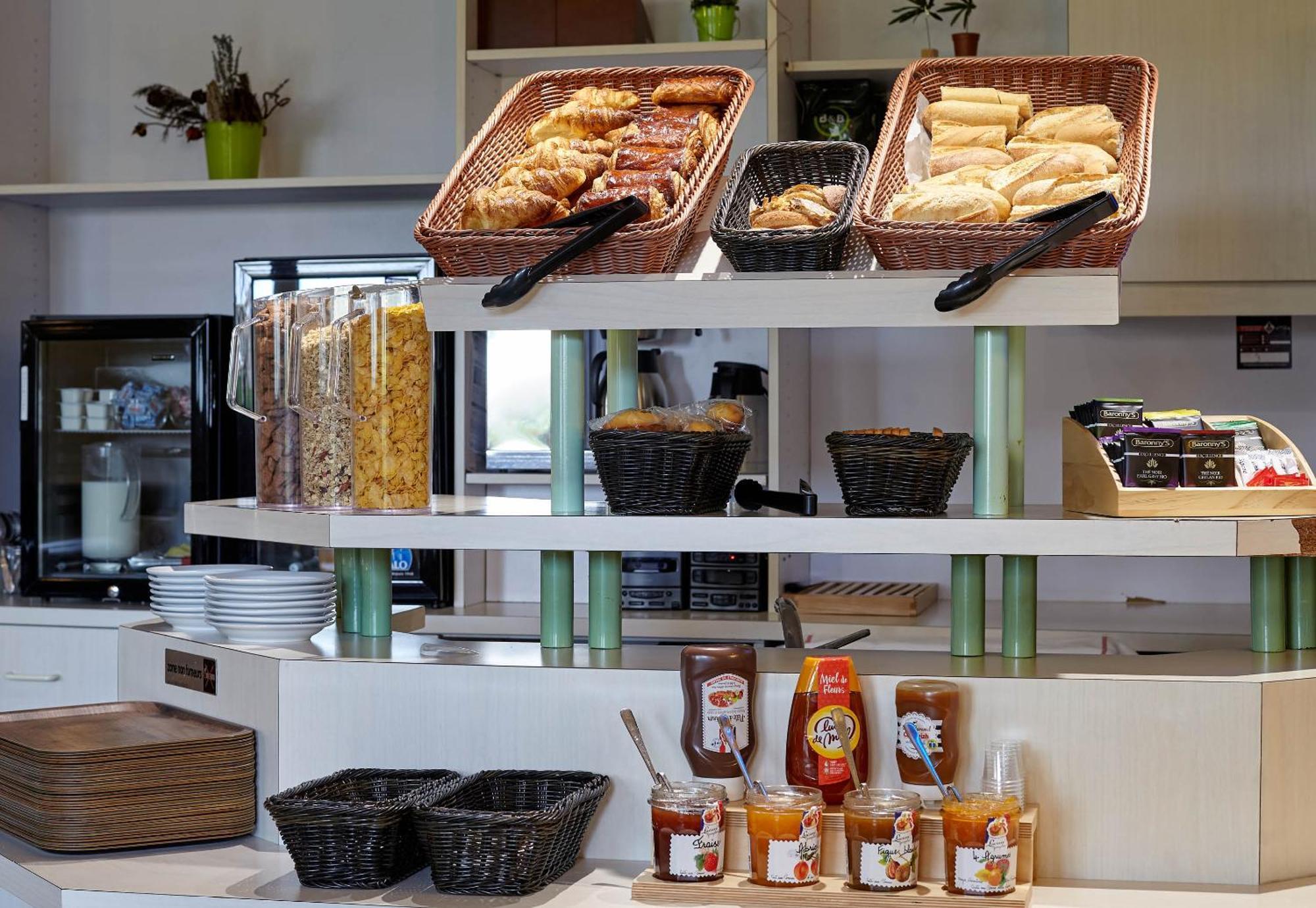B&B Hôtel SACLAY Ngoại thất bức ảnh